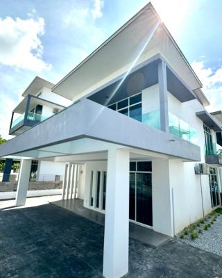 BNB Luxe Homestay, Rawang - pool, 18 pax