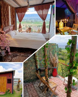 Glamping con jacuzzi en Latacunga