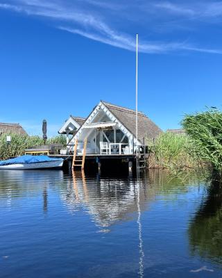 Seehütte Neusiedlersee - Seehaus inklusive Elektroboot