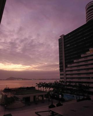 LUXURY APARTMENT PUERTO SANTA ANA GUAYAQUIL