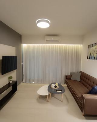 Sandy Suite 1