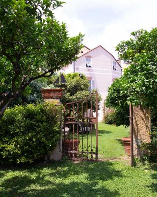 Vale's Gardens at Borgio Verezzi