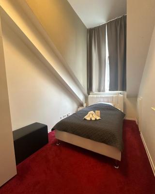 DATRI Petite Suite 4