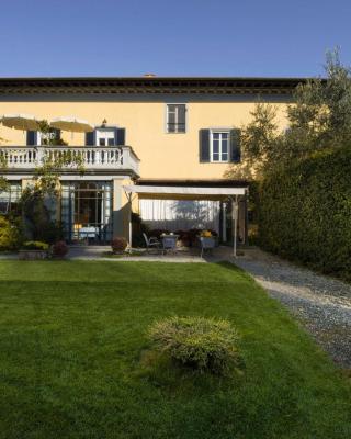 Al Porto Di Lucca B&B