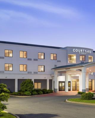 Courtyard by Marriott Kingston