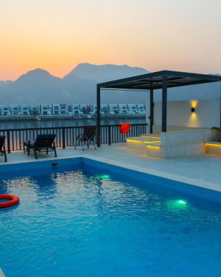 The Blue Moon Villa - Al Dana Island Fujairah