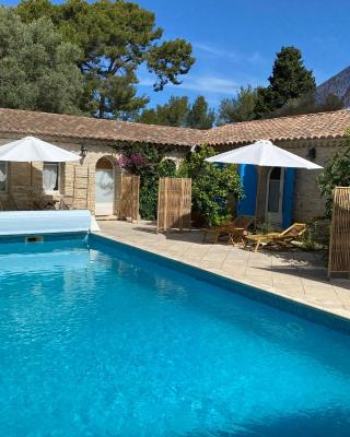Le Patio aux Oiseaux
