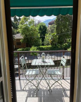 Casa Ambra, 50m vom Comer See, 2 private Parkplätze