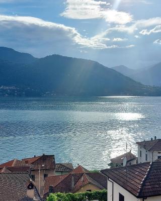 Golden Lake View
