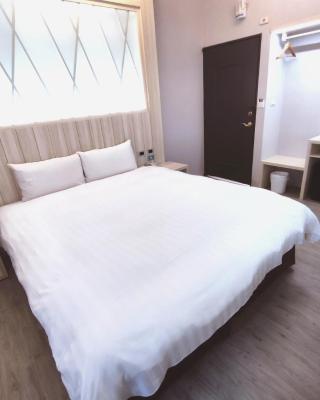 AOIKE Hot Spring Hotel