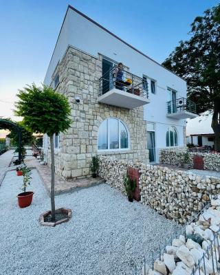 Halta Pescăruş Accommodation