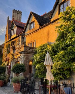 Old Bell Hotel