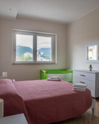 Casa Gioia - Giardino Privato, Vista Panoramica, Comfort e Barbecue