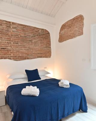 IzzHome City Heart Rooms