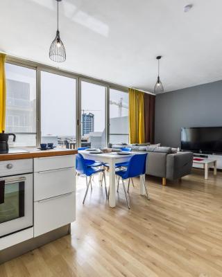 Cosy 2BR Sunlit Penthouse with Large Front Terrace - Close to St Julian's, Sliema, & Valletta