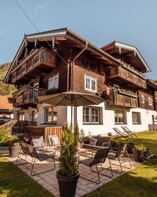 AURA Bed & Breakfast