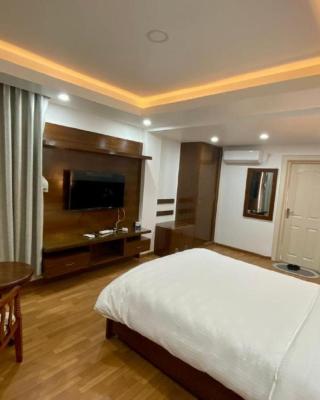 Hotel TEO SUITES International Airport