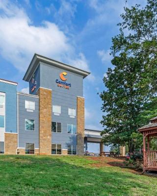 Comfort Suites