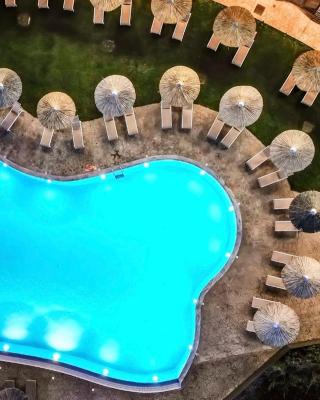 Evia Hotel & Suites