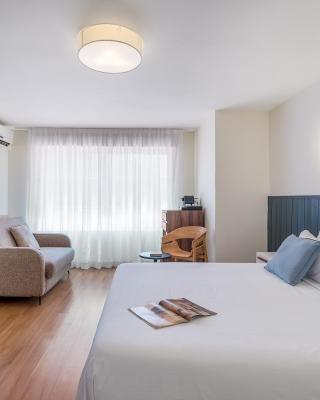 Granada Suites by Olala Homes