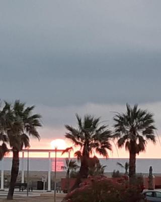Port LEUCATE T2 vue mer 100m de la plage