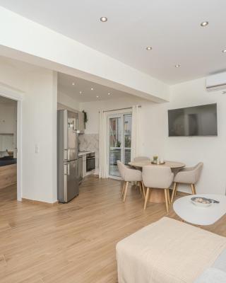Center of Loutraki Ble Property5