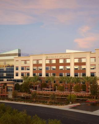Hyatt Place Las Vegas at Silverton Village