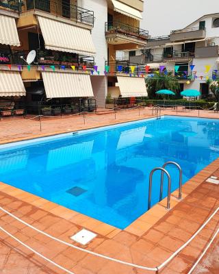 Sea Garden, fronte mare con piscina