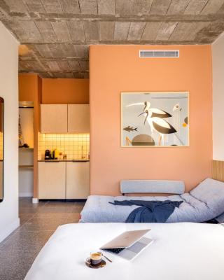 Savanna - by Loginn Tel-Avivian hotels