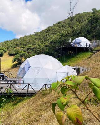Glamping exclusivo de lujo en la montaña