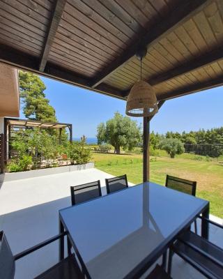 Tessera - Exclusive Stylish Maisonette in Kriopigi