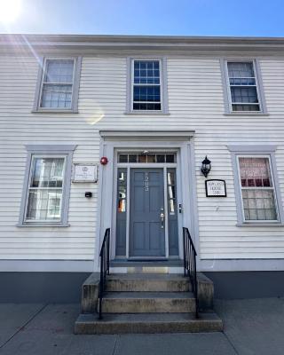 Entire Historic 5 Bed 5 Bath Inn Sleeps 17