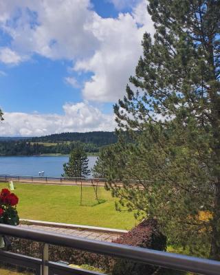 Lac Saint-Point au balcon