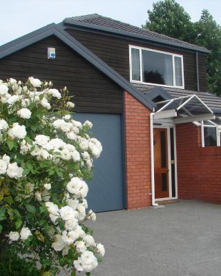 Aroha Riccarton Bed and Breakfast