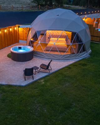 Diamond Glamp & Jacuzzi