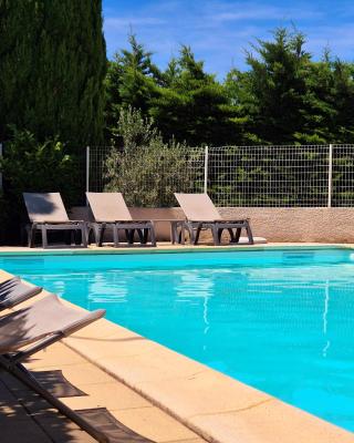 Logis Hôtel Le Mistral - Restaurant - Montélimar Sud