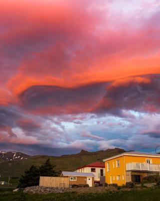 Bjarg Apartments
