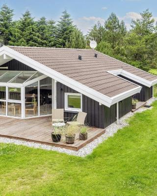 6 person holiday home in Løkken-By Traum