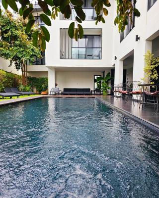 iSilver Hotel