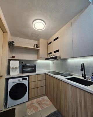 Urban 360 Batu Caves Sri Gombak Selayang Wifi Netflix by N&N