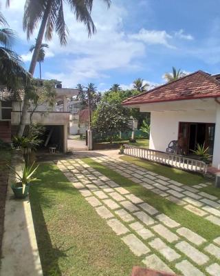 Paradise Galle