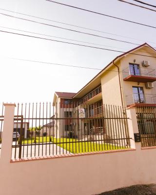 Casa Leahu