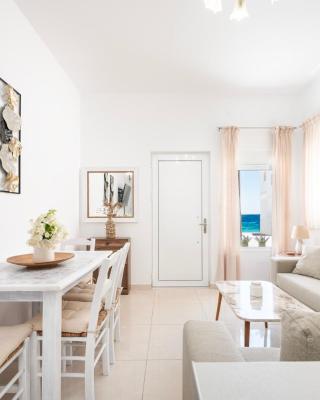 Turtle Cove Cottage, Beachfront