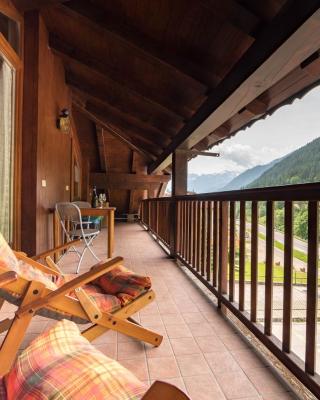 Villa Monari Apartment Riverside Terrace
