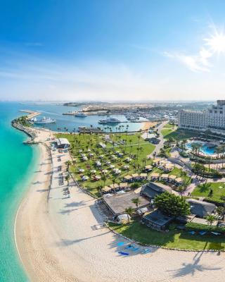 JA Beach Hotel, Dubai
