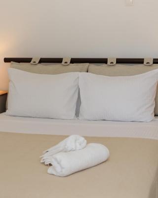 Aira Apartments