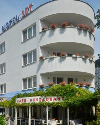 Hotel SET