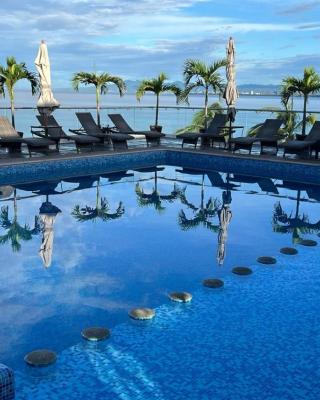 The Paramar Beachfront Boutique Hotel With Breakfast Included - Downtown Malecon