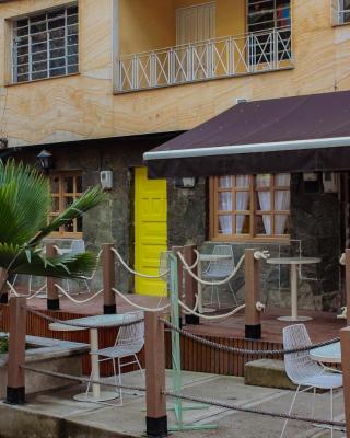 Mascomunal hostel