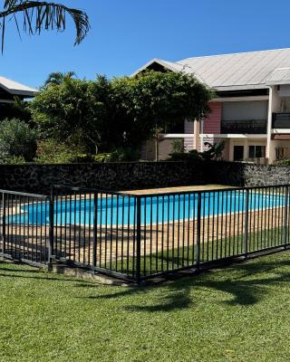 Appartement F2 résidence calme avec piscine SAINT-ANDRE